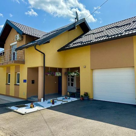 Sweet Dreams Home Korenica Exterior photo